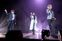 「『ヒプノシスマイク -Division Rap Battle-』Rule the Stage《Fling Posse & 麻天狼 feat. 鬼瓦ボンバーズ & D4》」より。