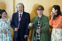 PARCO&CUBE produce 2026「音楽劇 ポルノスター」囲み取材より。左から左から川島海荷、古田新太、安田章大、高岡早紀。