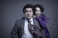 俺もそろそろシェイクスピア・シリーズ「コテンペスト」より、小手伸也と鈴木保奈美の2ショットビジュアル。