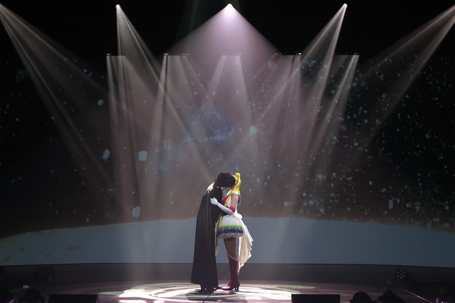 「美少女戦士セーラームーン」まもなく開幕！クラブeXでセーラー戦士たちにいつでも会える