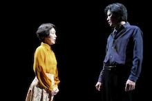 舞台「岸辺のアルバム」本日開幕、小林聡美「日々全力でぶつかっていきたい」