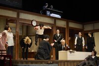 エクストリーム・シチュエーションコメディ（kcal）「汗が目に入っただけ」より。（撮影：岩﨑幸哉）