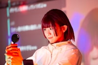 焚きびび no.2「グッド、バーニング」より。（撮影：高木陽春）