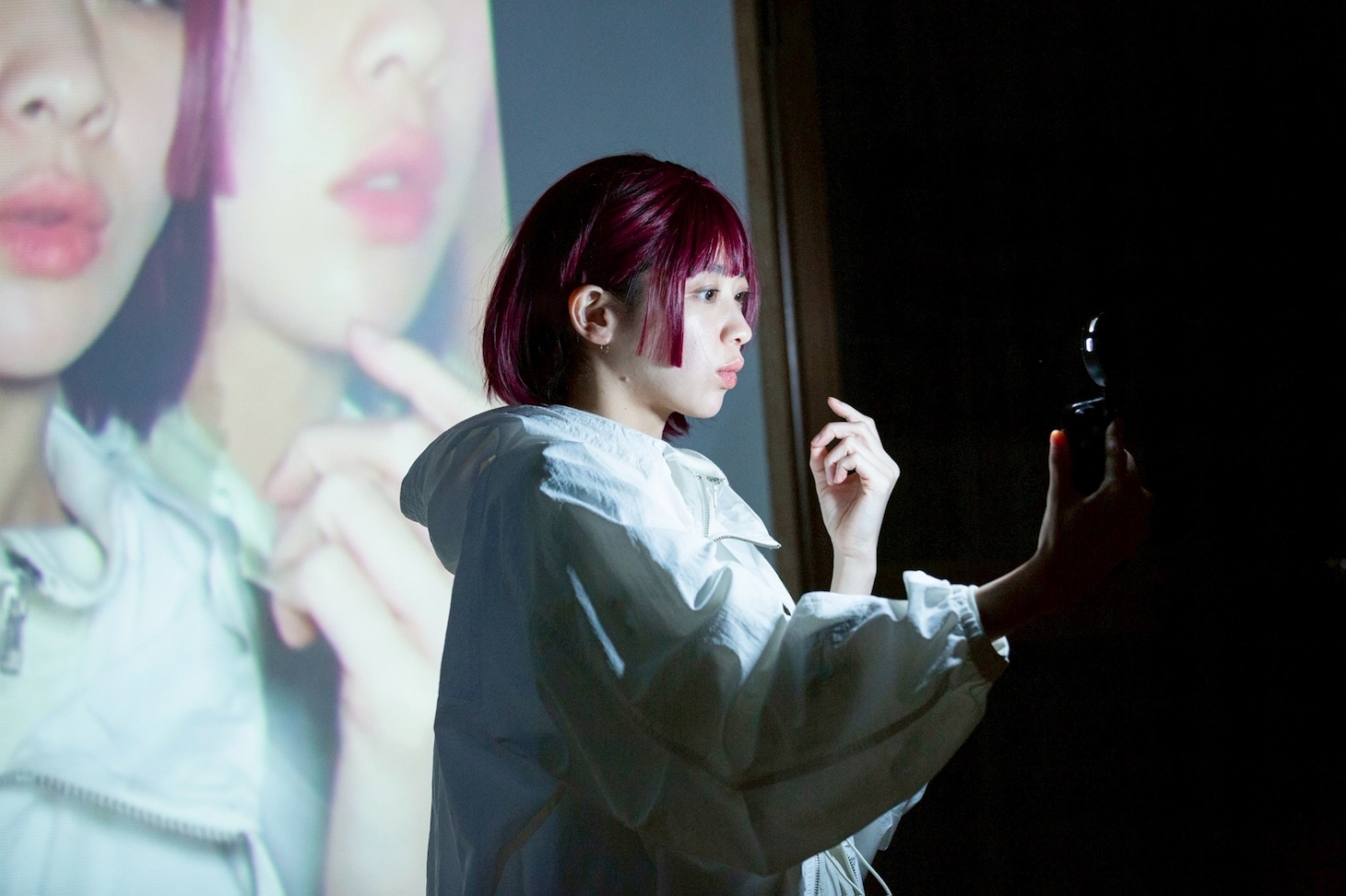 焚きびび no.2「グッド、バーニング」より。（撮影：高木陽春）