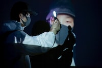 焚きびび no.2「グッド、バーニング」より。（撮影：高木陽春）