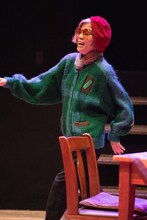 燐光群の中山マリ、老衰のため80歳で死去