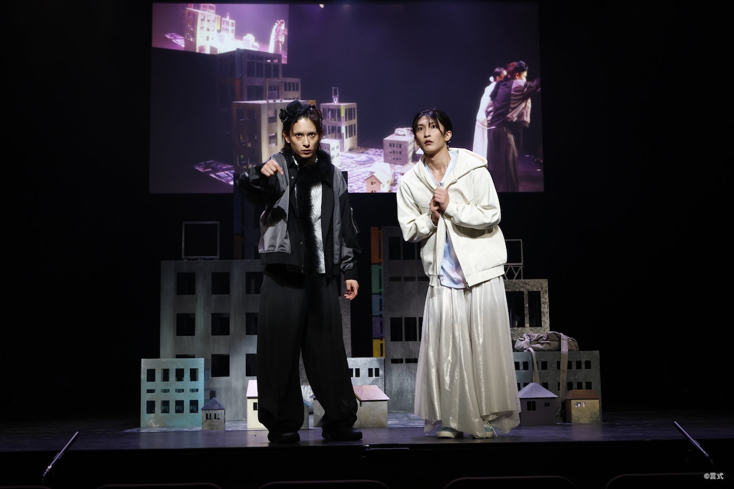 言式「とるわよ！」より。（撮影：小境勝巳）©︎言式