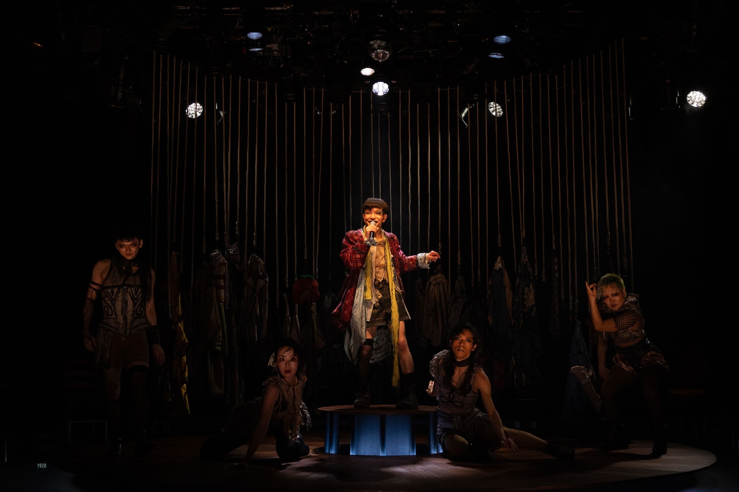 EPOCH MAN「The Closet Revue」より。（撮影：小岩井ハナ）