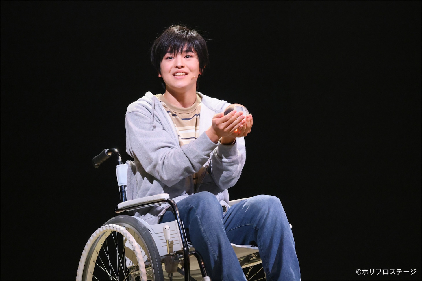 ミュージカル「奇跡を呼ぶ男」より。（撮影：宮川舞子）