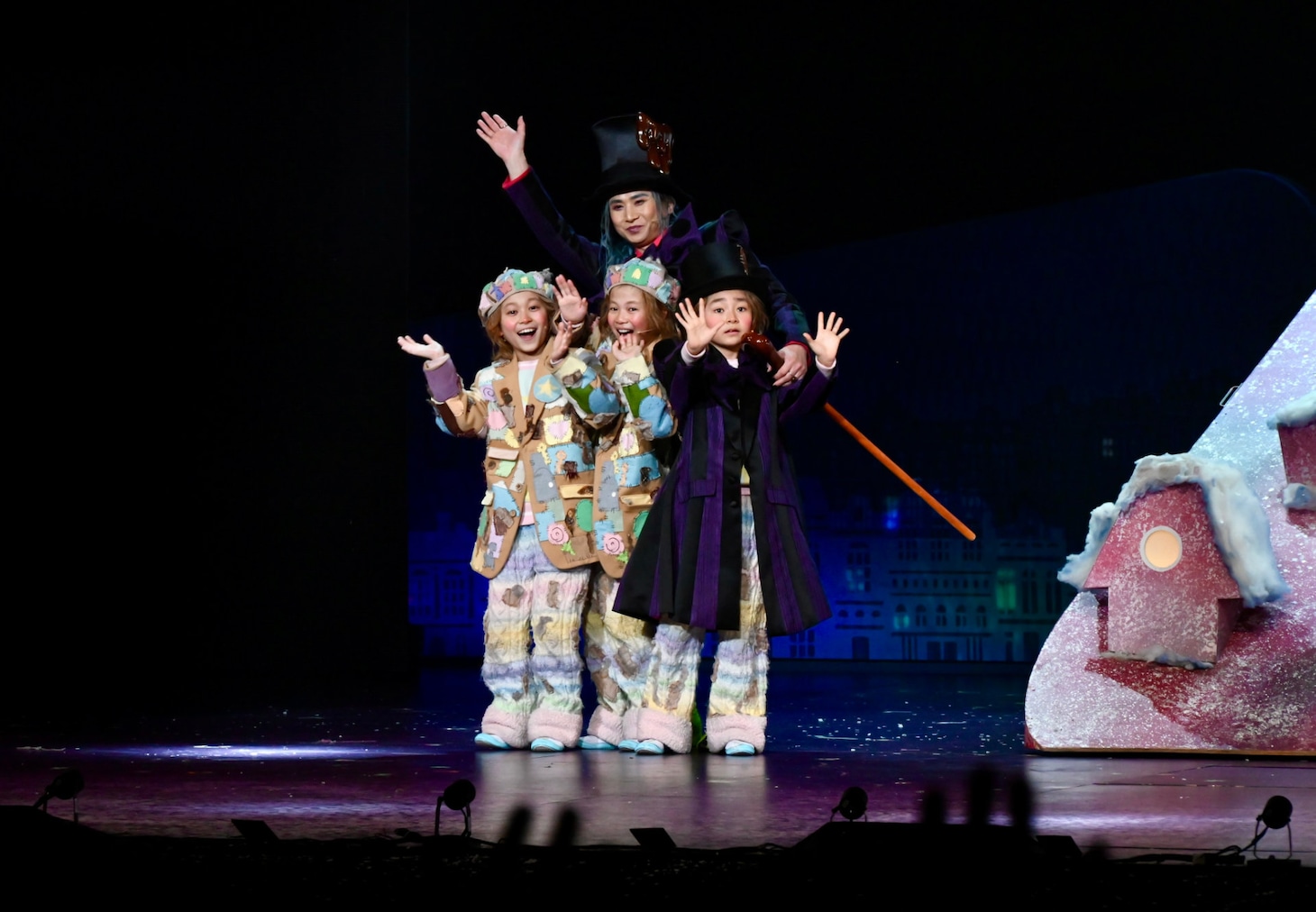 ミュージカル「チャーリーとチョコレート工場」開幕記念会見より。