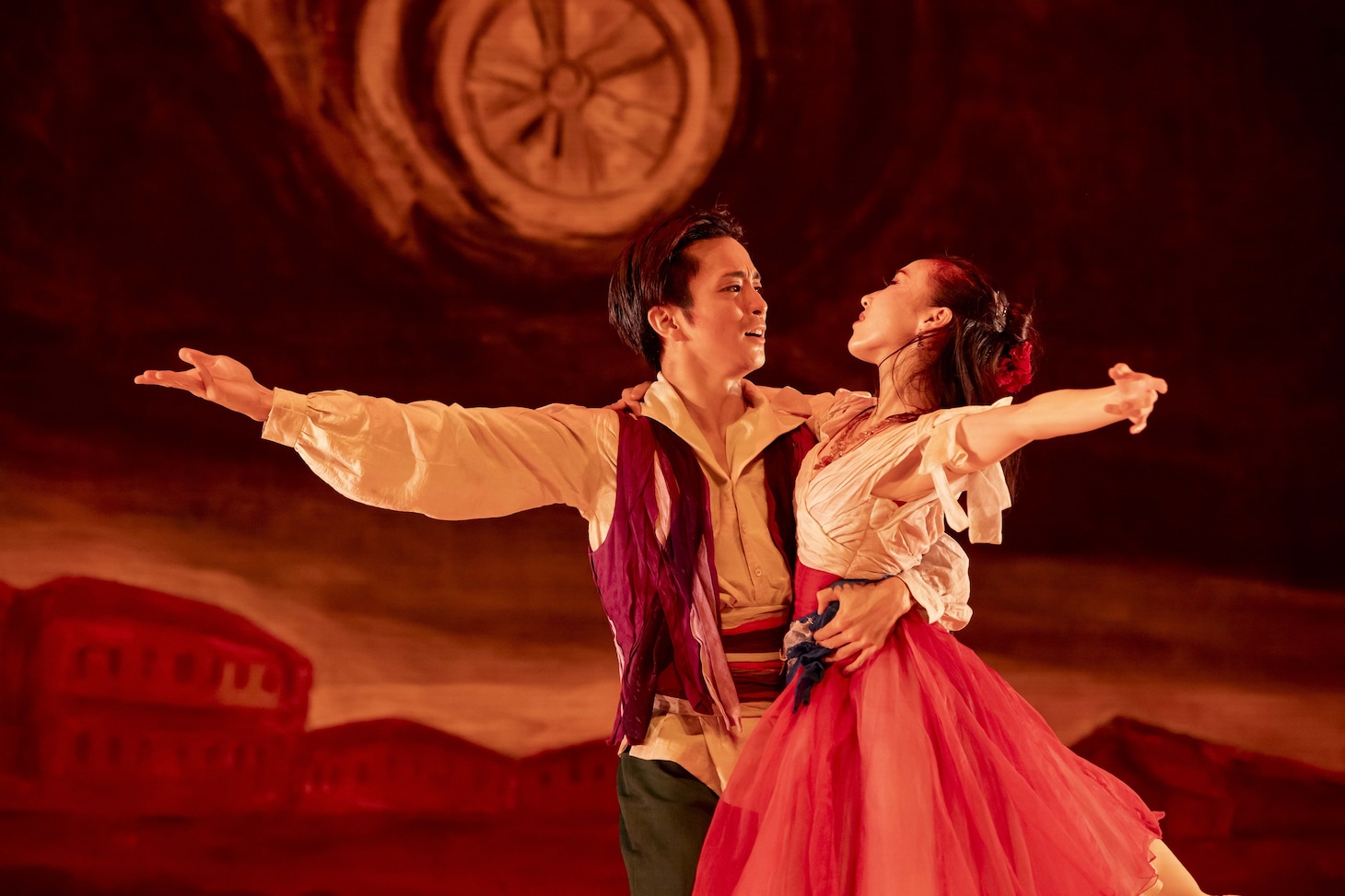 バレエ「アレコ」より。（撮影：西川幸治）