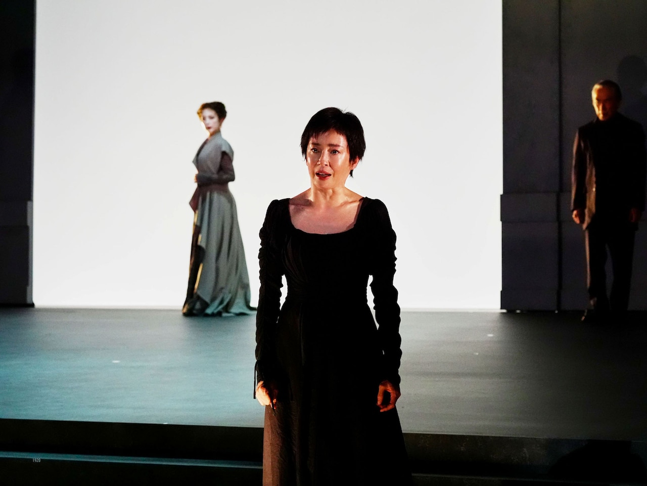 宮沢りえ、PARCO劇場での「メアリー・ステュアート」開幕に「前を向いて挑戦し続けたい」