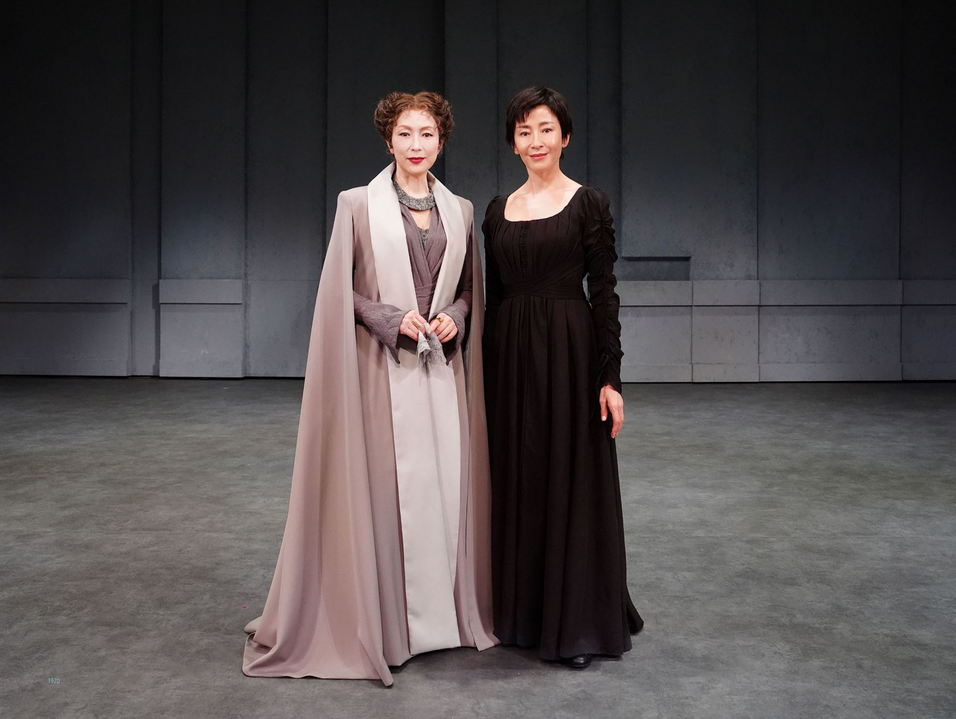 宮沢りえ、PARCO劇場での「メアリー・ステュアート」開幕に「前を向い