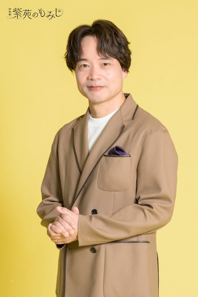 中井和哉のキャラクタービジュアル。