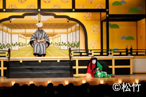 「四国こんぴら歌舞伎大芝居」開幕、お練りの賑わいに包まれ雀右衛門・松緑ら金丸座へ