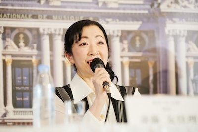 東京バレエ団の斎藤友佳理団長。（撮影：難波雄史）