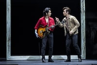 「BACKBEAT」より。（撮影：岡千里）