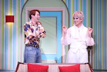 あなたは歴史の目撃者になる！ドリアン・ロロブリジーダ主演コメディが明日開幕