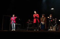 舞台「ぽっぷす？」より。