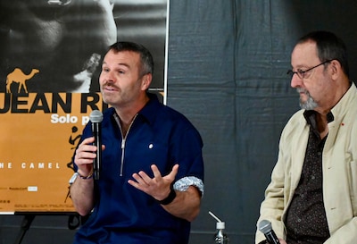 ラディスラス・ショラー（左）