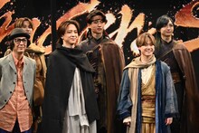 EX THEATER ARIAKE OPENING LINEUP「AmberS -アンバース-」初日前会見の様子。前列左から河原雅彦、寺西拓人、大橋和也。後列左から嶋﨑斗亜、猪狩蒼弥、川﨑皇輝。