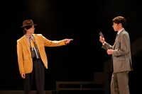 舞台「ビショップマーダーケース」より。