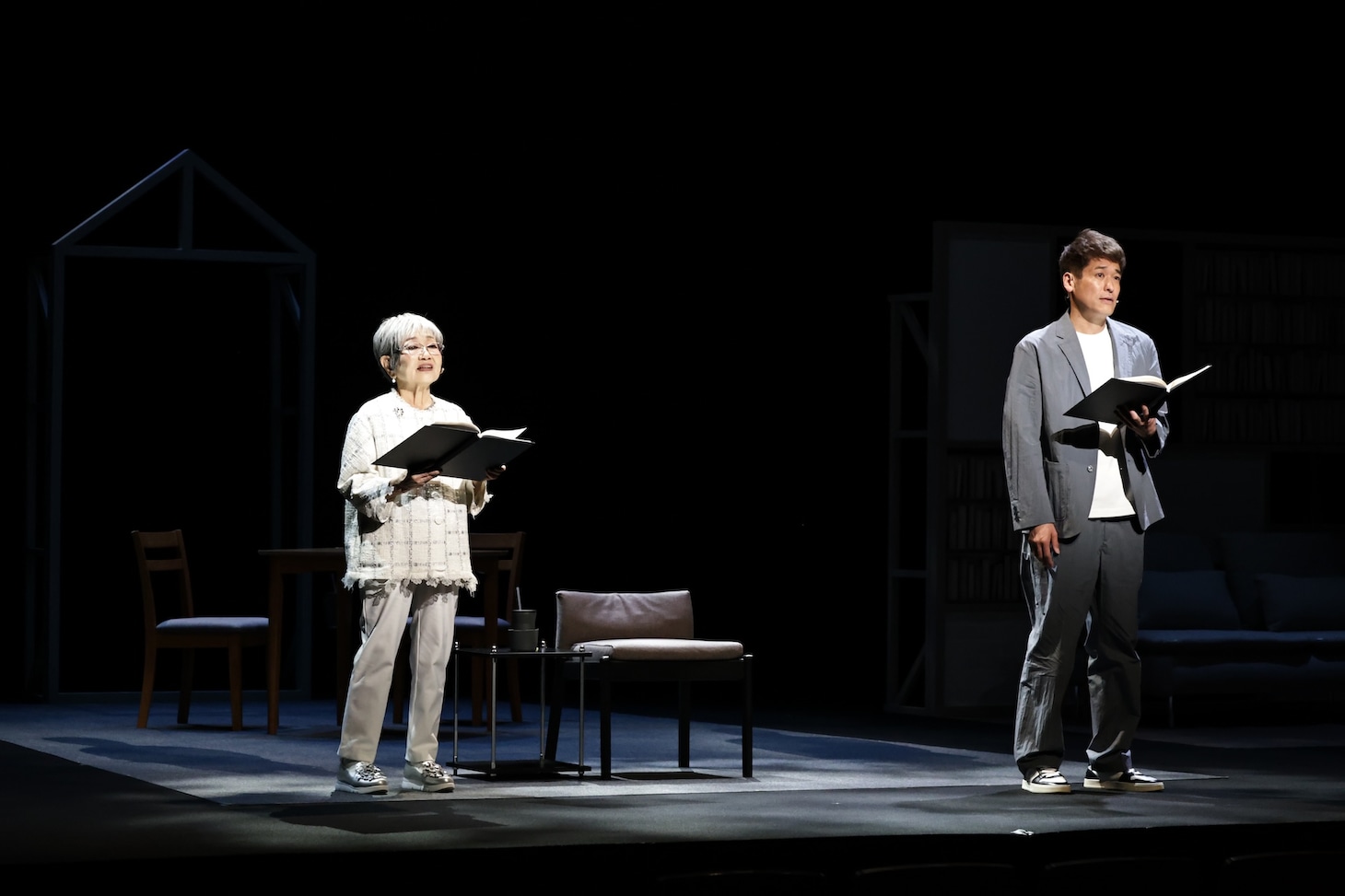 声舞劇！「終活を始めた途端、55歳の息子が帰ってきました」より。