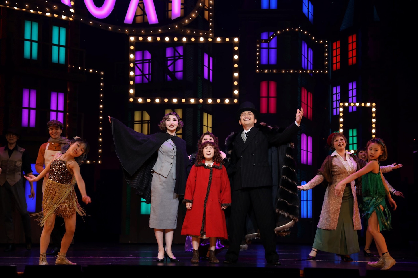 丸美屋食品ミュージカル「アニー」2026年公演より。