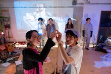 バストリオ「新しい野良犬／ニューストリートドッグ2」より。（撮影：山口梓沙）