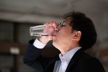 バストリオ「新しい野良犬／ニューストリートドッグ2」より。（撮影：山口梓沙）