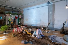 バストリオ「新しい野良犬／ニューストリートドッグ2」より。（撮影：山口梓沙）