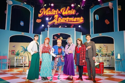 「『Multi-Unit Apartment』N*2」出演者（撮影：小境勝巳）©「Multi-Unit Apartment」N*2製作委員会