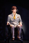 ミュージカル「最強のふたり」より。(c)岩田えり／ミュージカル『最強のふたり』製作委員会