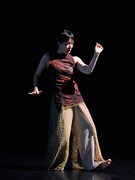 Baobab 第17回本公演「ゆれ」より。（撮影：大洞博靖）