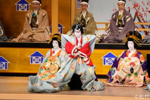 「團菊祭五月大歌舞伎」昼の部より、「寿曽我対面」の様子。