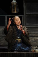 劇団民藝「泰山木の木の下で わたしたちの明日は」過去公演より。