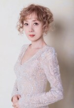 宝塚歌劇団OG、武道館で昭和の名曲を歌唱　“レジェンドゲスト”小柳ルミ子も登場
