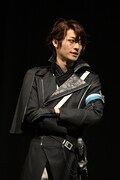 凍玻璃歌劇「泡沫のユークロニア -帷-」より。