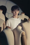 菊池修司1st写真集「Ambivalent」より。（東京ニュース通信社）