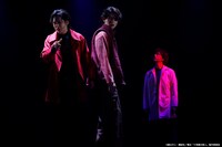 舞台「十角館の殺人」より。（撮影：小境勝巳）