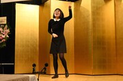 大石恵美のパフォーマンス。