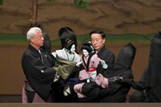 「令和8年5月文楽公演」第二部「『生写朝顔話』浜松小屋の段」より。（撮影：光齋昇馬、提供：国立劇場）