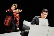 「パルコ・プロデュース 2026 ル・コント『この世界に19文字の文章など存在しない』」より（撮影：小林未和）