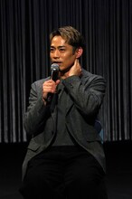 高橋大輔「普段使わない筋肉使った」、大石継太・大野拓朗ら出演「Love and Information」開幕