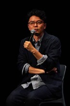 高橋大輔「普段使わない筋肉使った」、大石継太・大野拓朗ら出演「Love and Information」開幕