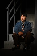 舞台「はがきの王様」より。(c)舞台『はがきの王様』2026／撮影：安斎しのぶ