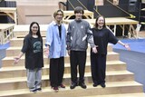 左から清水美依紗、橋本良亮、薮宏太、シルビア・グラブ。