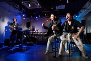エリア51 音楽演劇「光かもしれない」より。（撮影：保坂萌）