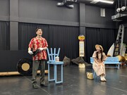 ピッコロ劇団×伊地知克介の新作「走る本屋と星降る島」演出は岡田力