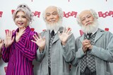 左から柚希礼音、大澄賢也、東山義久。